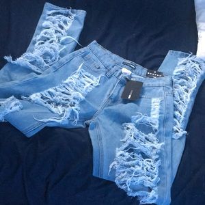 Fashionova Ripped jeans!